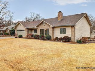 45 Kirkcaldy Dr, Bella Vista, AR 72715