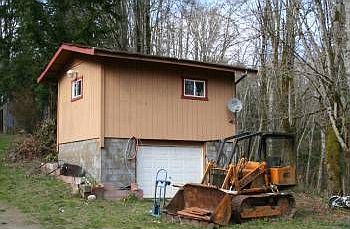 4th image of 8297 NE Forest Home Ln