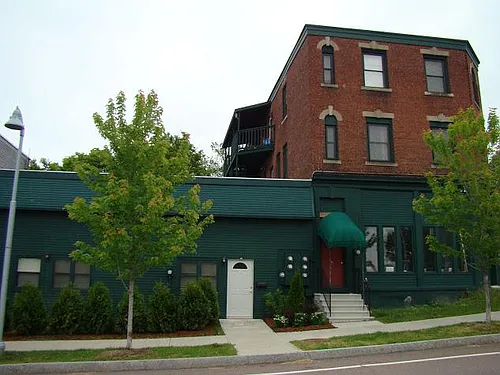 35B W Allen St #A Photo 1