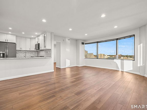 2nd image of 127 Greyrock Place #1712