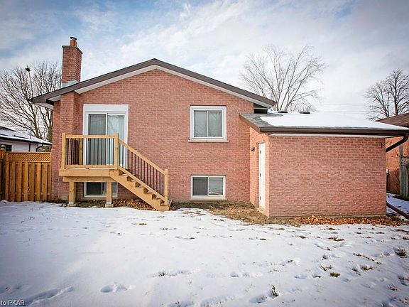 2nd image of 632 Otonabee Dr