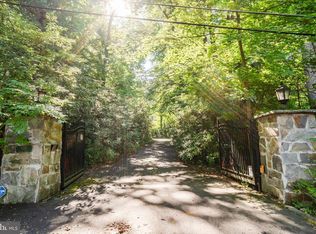 1211 School Ln, Rydal, PA 19046