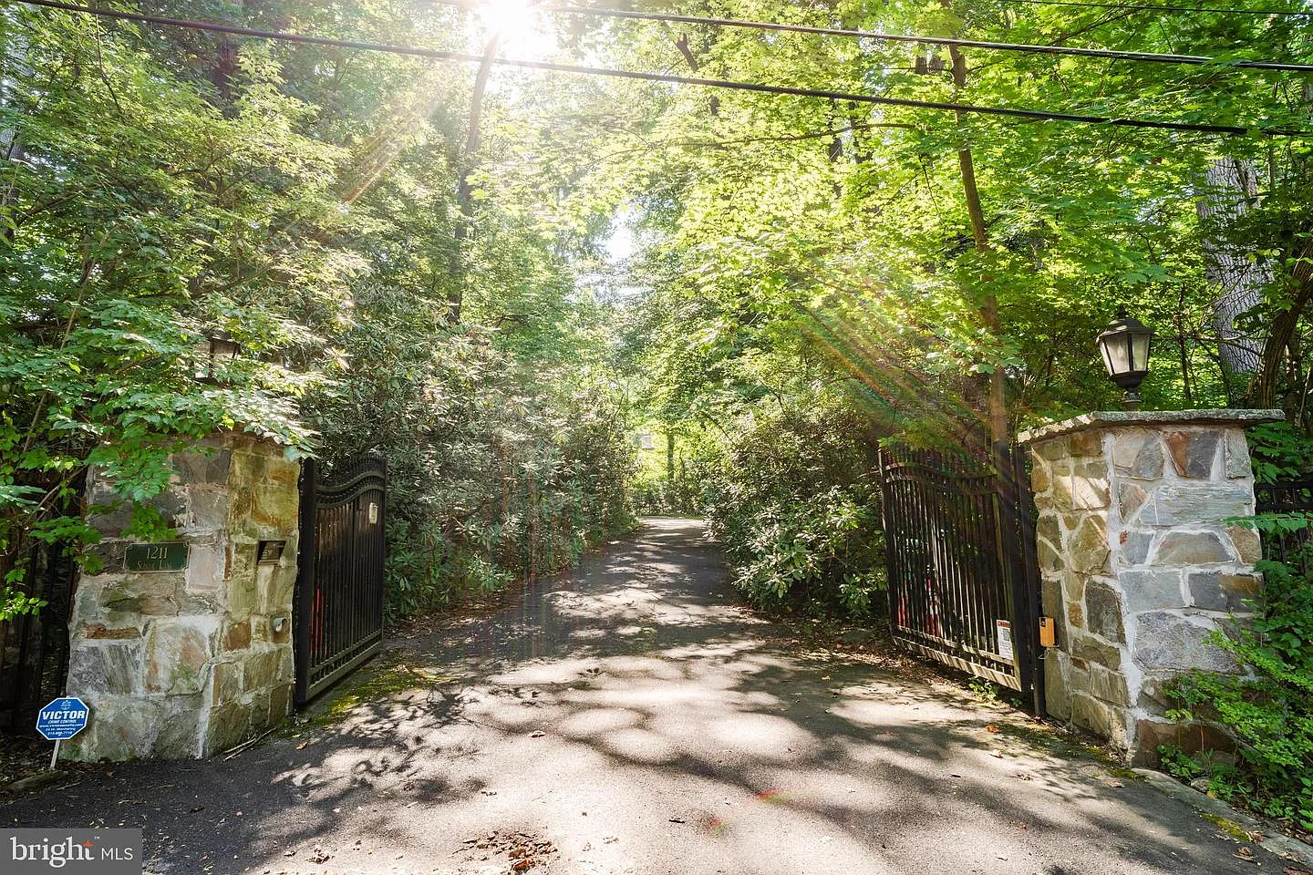 1211 School Ln photo 1