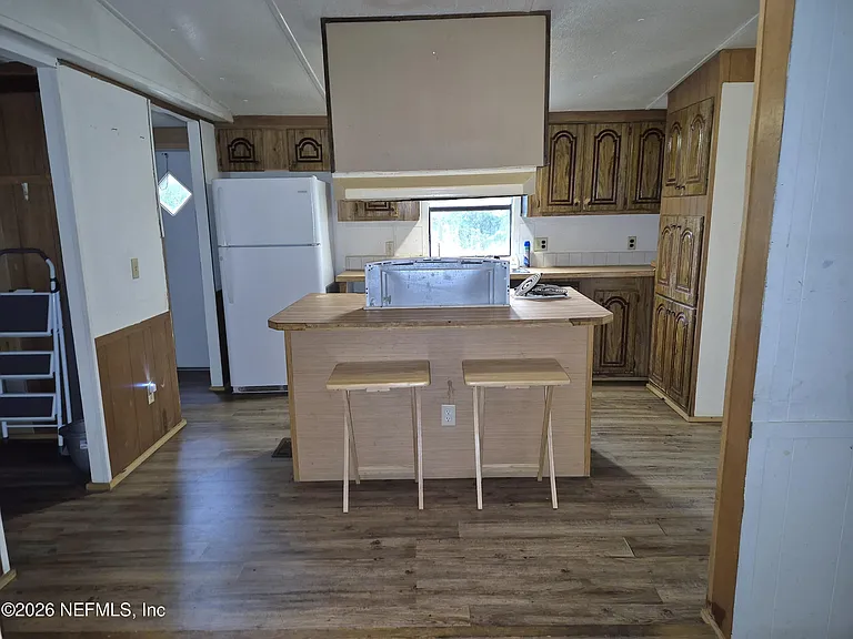 121 Cris Dr — Photo 11