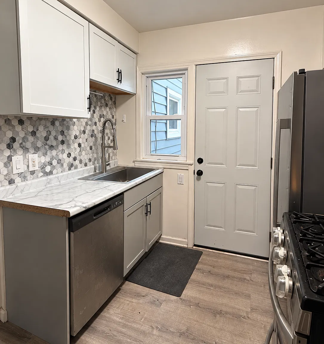 2 bed, 1.5 bath, 1118 sqft, $1,950 — Photo 3