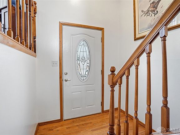 2nd image of 129 Lexington Farm Rd