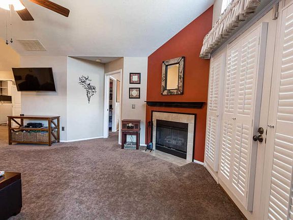 4th image of 485 Dandy Brush Ln W