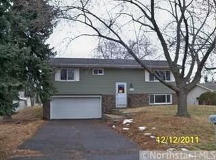 6724 Edgewood Ave N, Brooklyn Park, MN 55428