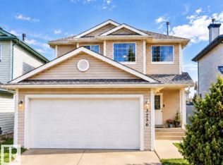 3236 27th Ave NW, Edmonton, AB T6T 1P8