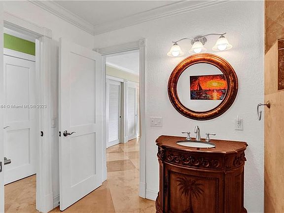 4th image of 515 Lido Dr #515