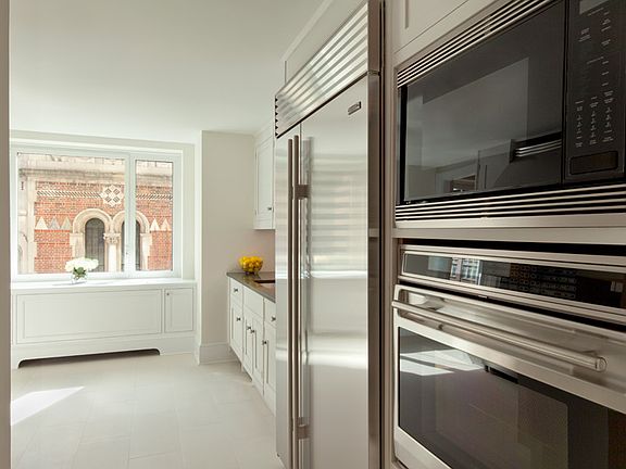 3rd image of 530 Park Ave APT 7A