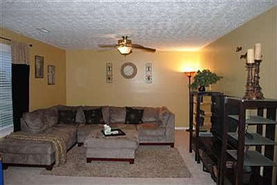 4th image of 2338 Antoinette Way