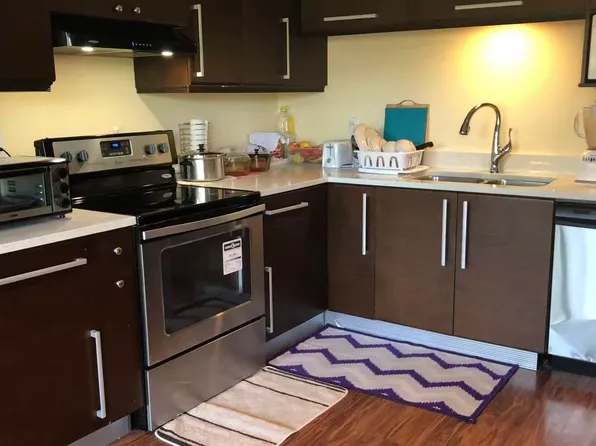 1500 Eagle Mountain Dr, Coquitlam, BC V3E 2Y6