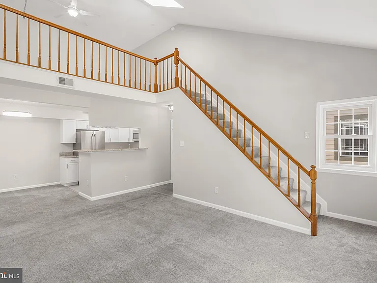 2221 Lovedale Ln #I — Photo 3