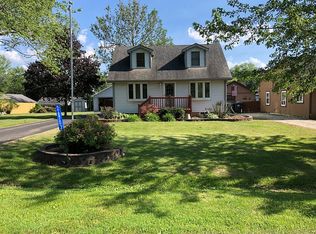 26703 105th St, Trevor, WI 53179