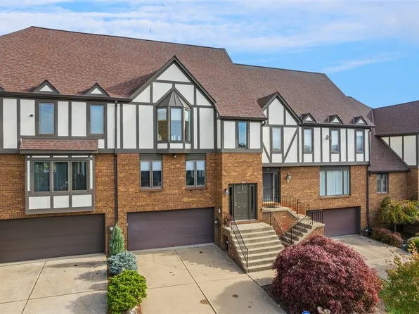 173 Shadow Ridge Dr, Pittsburgh, PA 15238