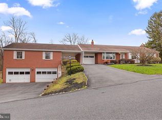 168 Florence Dr, Harrisburg, PA 17112