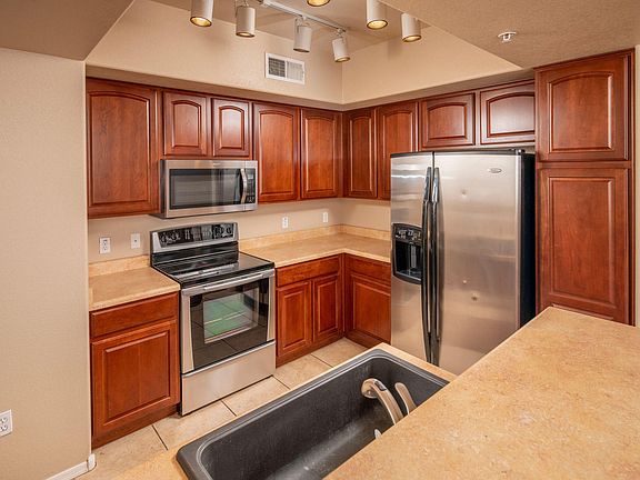 2nd image of 2402 E 5TH Street #1689