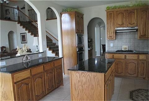 4th image of 609 Hammond Dr