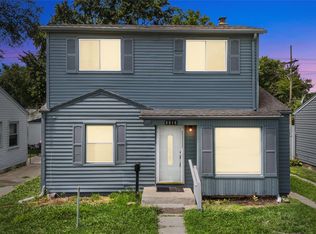 8818 Clippert St, Taylor, MI 48180