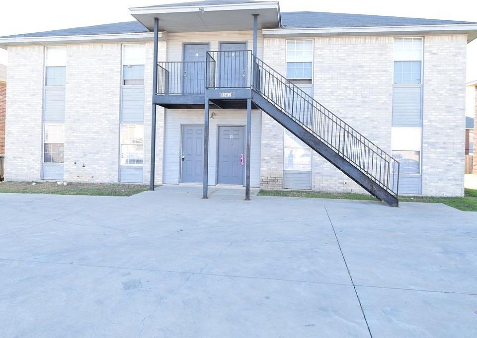 1st image of 5802 Redstone Dr APT C