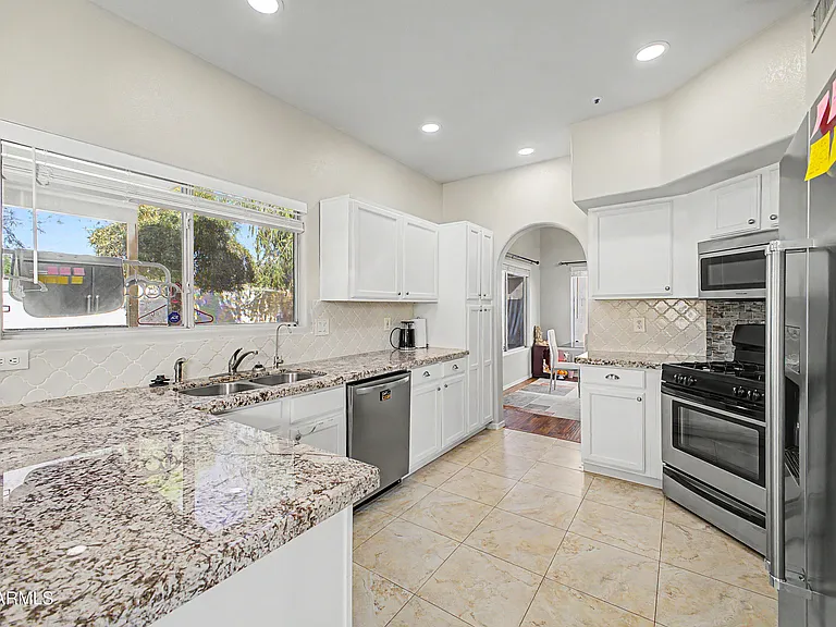 13635 N 103rd Way — Photo 18