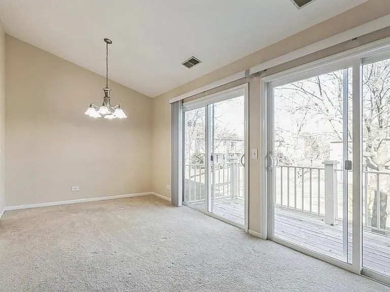 2400 Mallow Ct — Photo 8