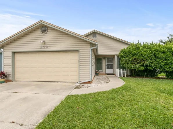 821 Aries Rd W, Jacksonville, FL 32216