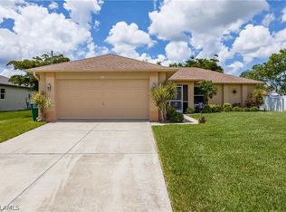 216 SW 21st St, Cape Coral, FL 33991