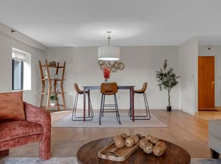 2500 Mystic Valley Pkwy APT 301, Medford, MA 02155