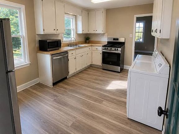 2nd image of 4421 Green Hill Rd