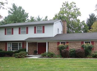 3004 Village Dr, Waynesboro, VA 22980