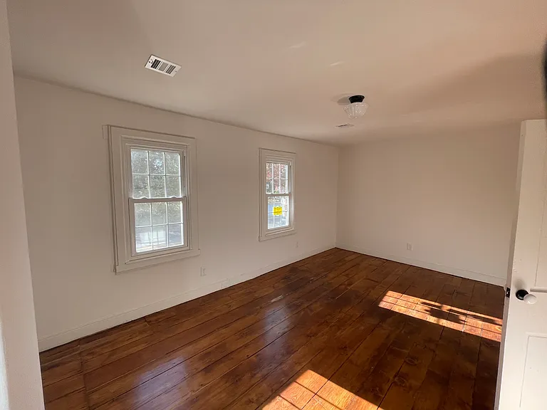 bedroom 1 - 2nd floor