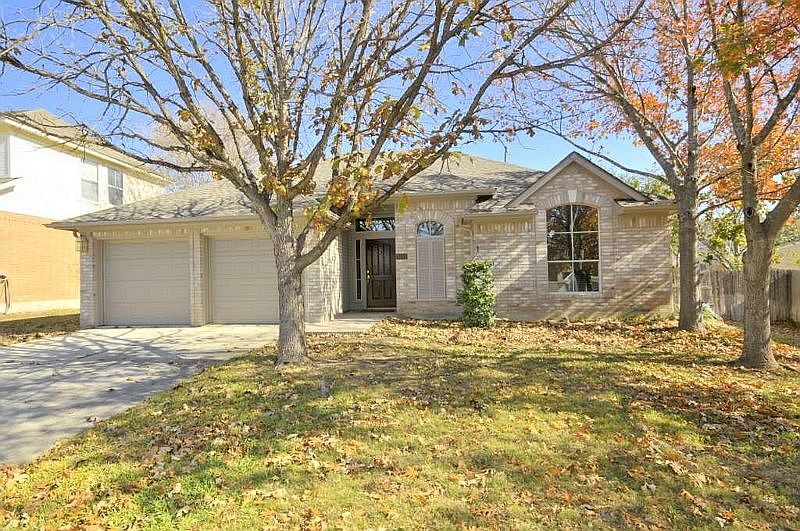 1st image of 9414 Pine Arbor