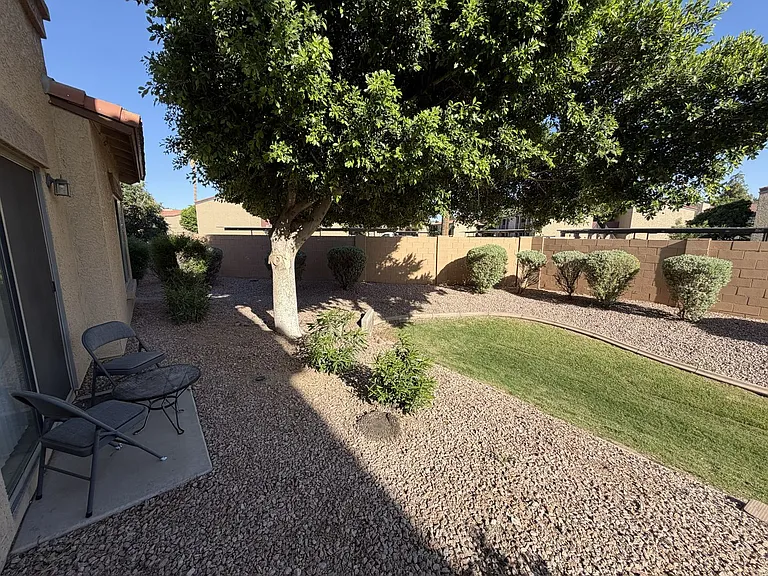 805 S Sycamore St #108 — Photo 10