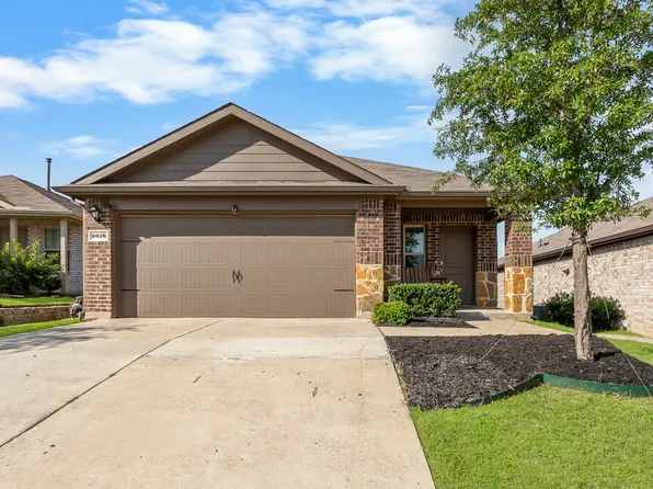 2076 Puma St, Crandall, TX 75114