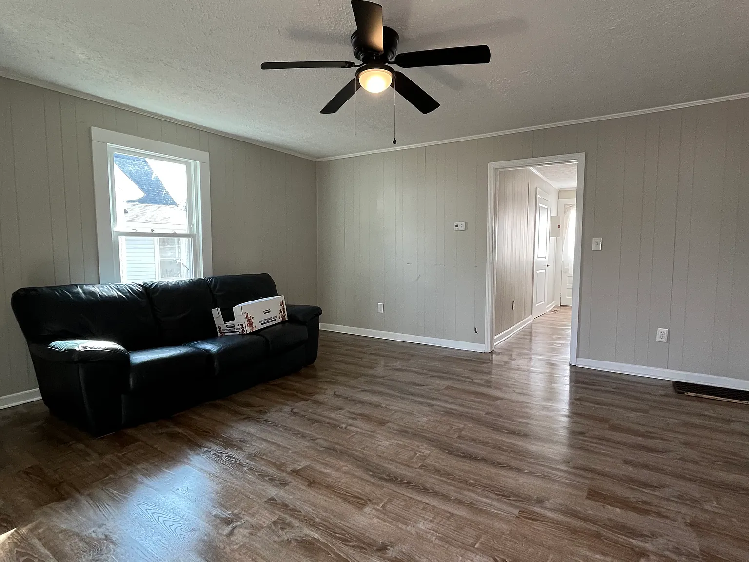 2 bed, 890 sqft, $1,450 — Photo 4