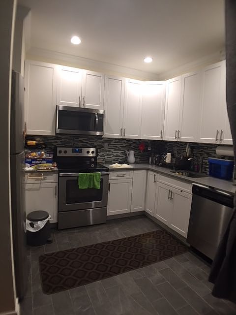 1st image of 812 W 181st St APT 22A