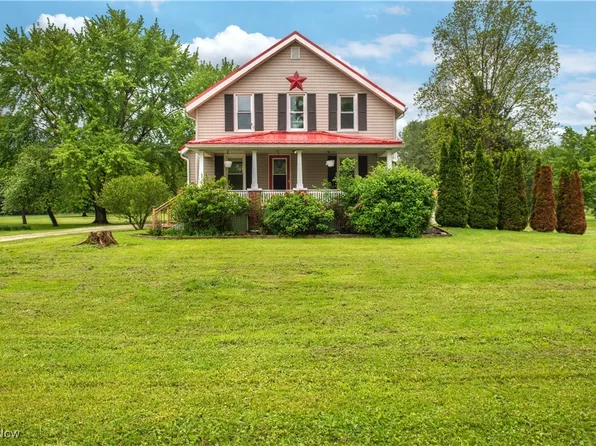 625 Bristol Champion Townline Rd W, Bristolville, OH 44402