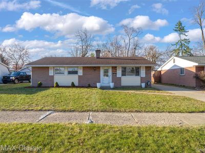 35665 Thames St, Westland, MI, 48186