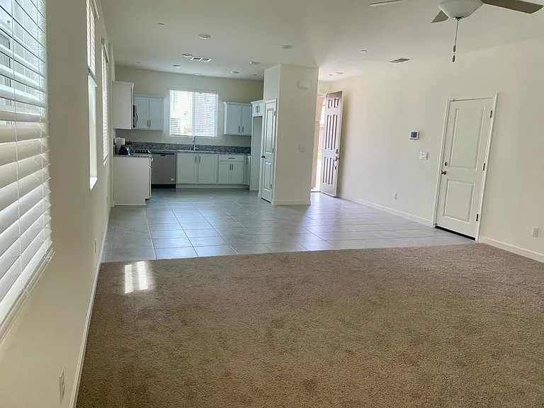 368 Shafer Ave — Photo 4
