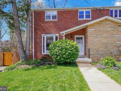 110 E Taylor Run Pkwy, Alexandria, VA, 22314