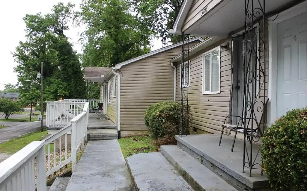 5705 Fountain Rd — Photo 4