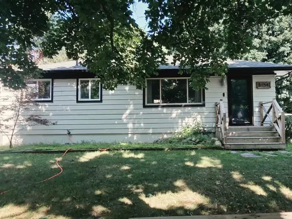 6154 S Main St, Clarkston, MI 48346