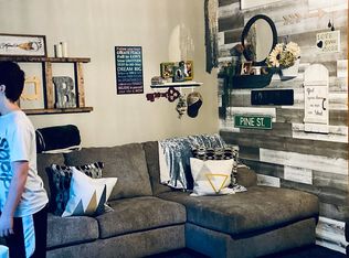 101 NE 6814p Ln, Windsor, MO 65360