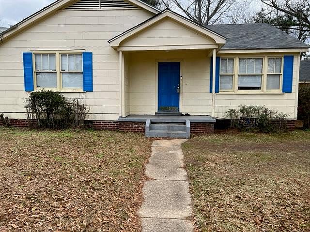 1st image of 109 S Blue Bird Dr
