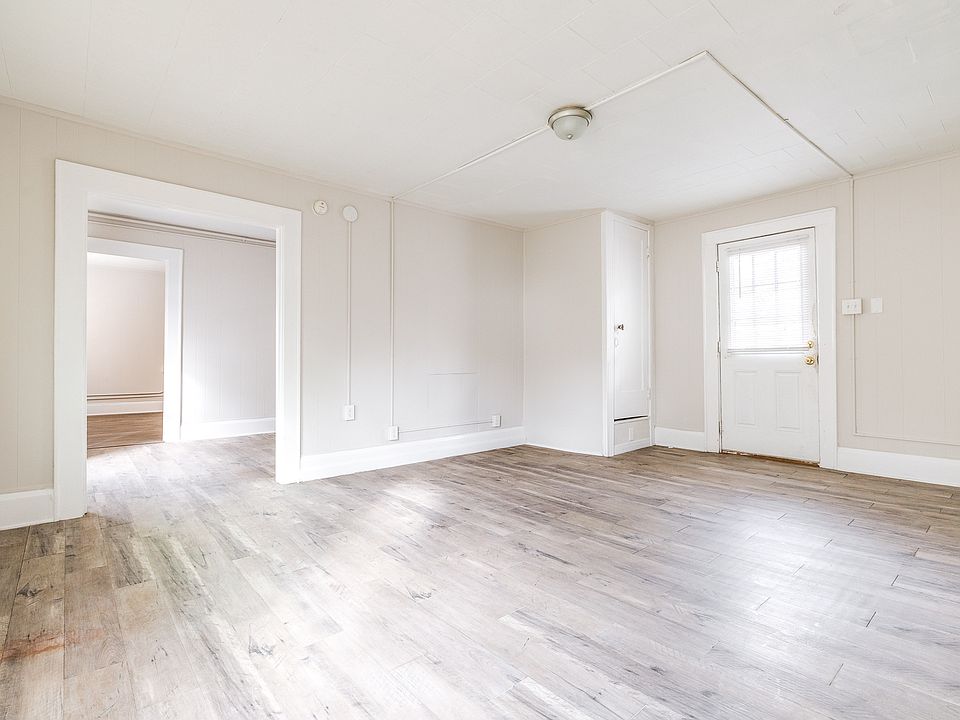 1st image of 915 E Palmetto St #7