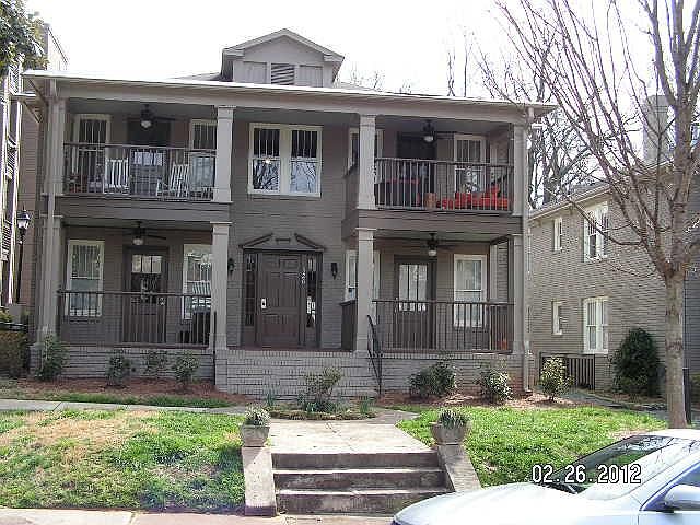 526 B Oakland Ave Charlotte, NC 28204