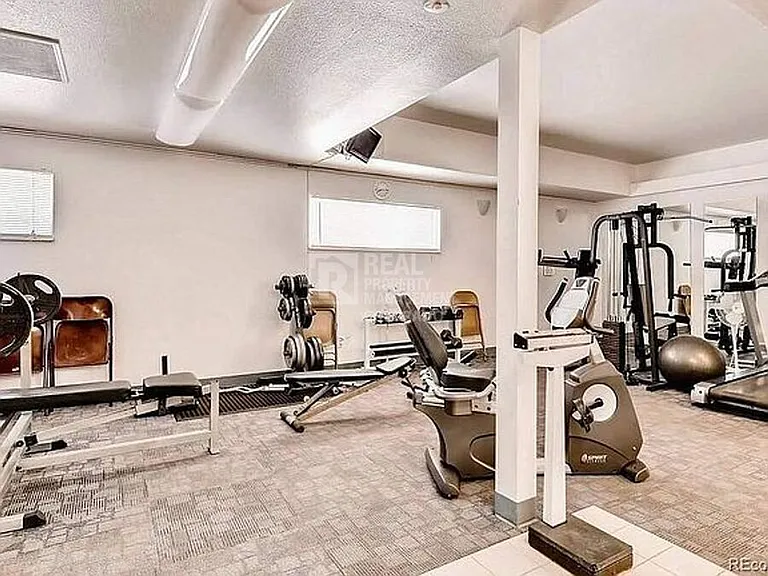 3470 S Poplar St #407 — Photo 21