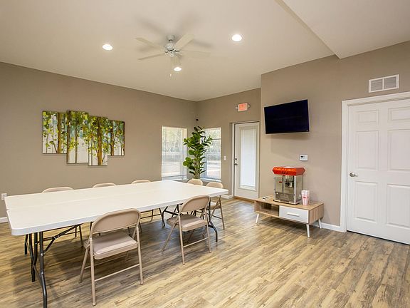 5th image of 3 Helby Cir #41456